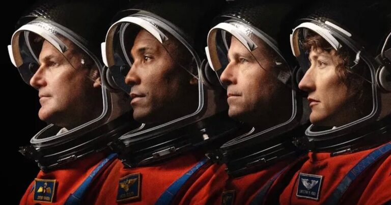 Artemis Mission Crew Prepares for Historic Moon Flight